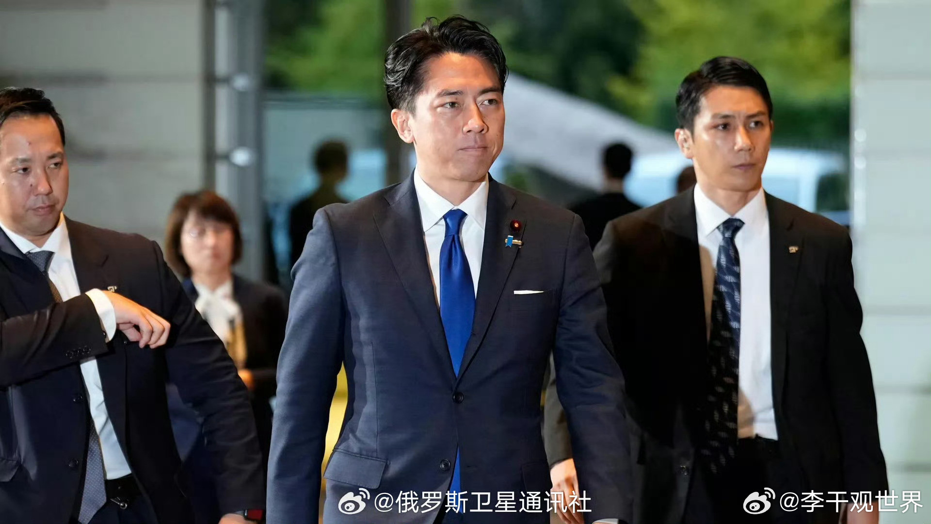 【日本防相称有必要讨论核武器】据共同社报道，在近日公开的一档网络节目中，日本防卫