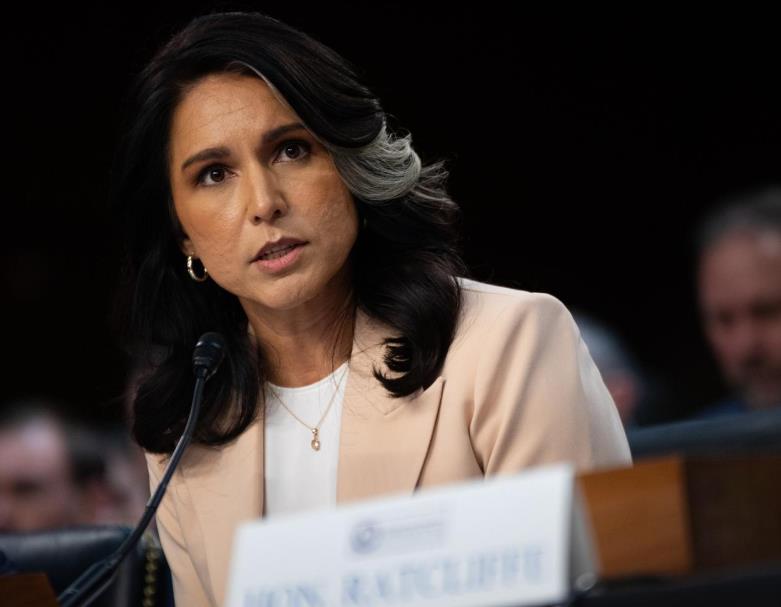 泽连斯基手伸进美国大选试图干扰选举，特朗普在白宫震怒！美国拦截到乌克兰