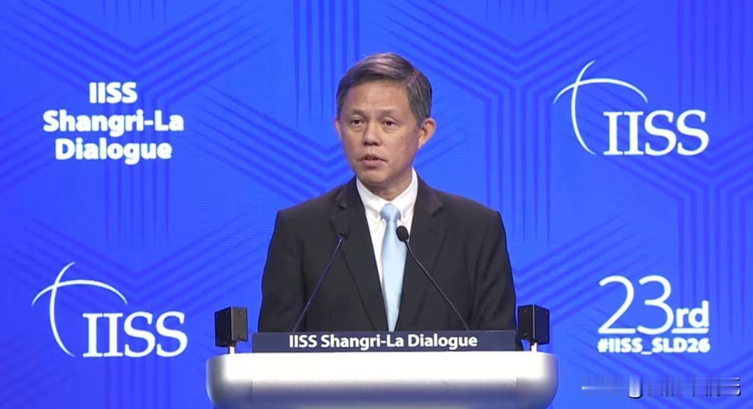 香会最亮声！新加坡防长中文发言封神，四言结语震全场！今天，新加坡防长陈振声