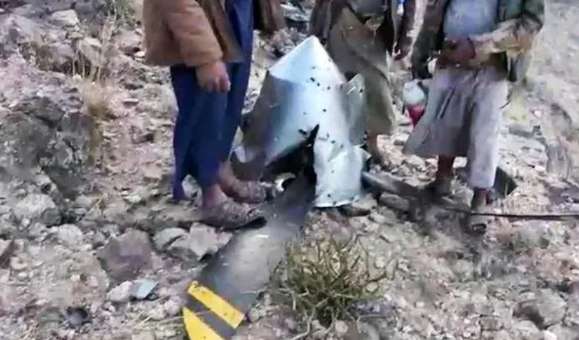 胡塞武装真是头铁！美国突然终止对胡塞武装空袭，原因曝光出来。原来是美国真的经不起