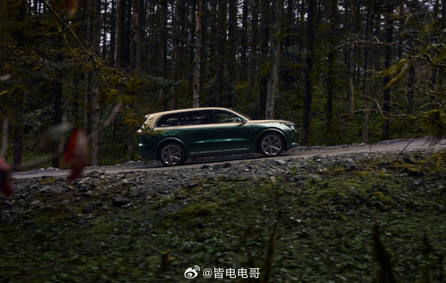 理想汽车2026年第一季度财务业绩：一、第一季度交付95,142辆，同比增长2.