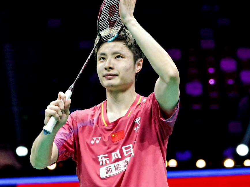 汤姆斯杯战报，中国5-0澳大利亚！石宇奇2-0完胜，李诗沣1-2险爆大冷！