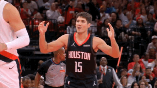 我的评分：谢泼德今天继续点燃丰田中心，12中5拿下：13分|3助攻|3篮