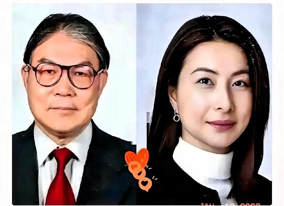 霍震霆过寿，满堂宾客都在盯着看儿媳妇送啥稀罕物，结果郭晶晶没奉上金银细软，只是静