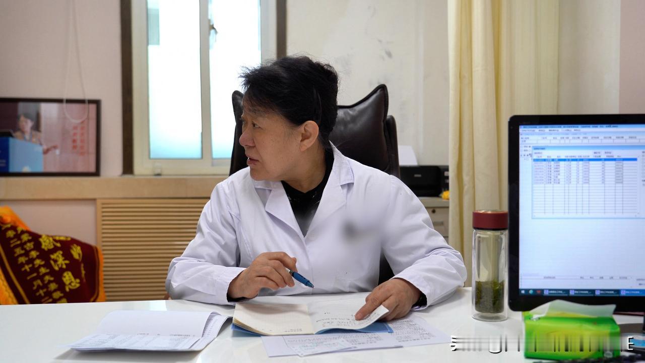 癫痫的人就是太委屈了好多癫痫不是一下瞬间来的，为什么原本开朗爱笑的人却突然得了