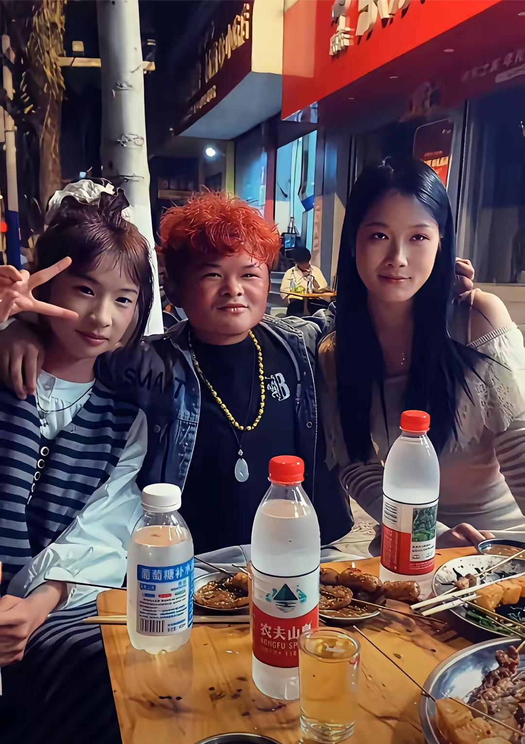 小马云如今也长大了，现在的他，过得风声水起，让人羡慕。