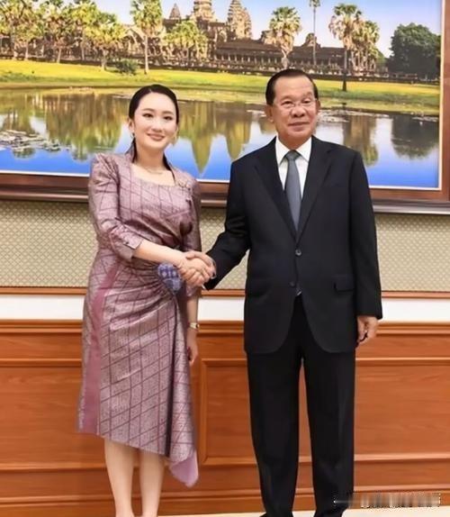 要说如果当年洪森选择与他信联姻，而不是联姻其他人，让洪玛奈娶佩通坦，那么或许泰国