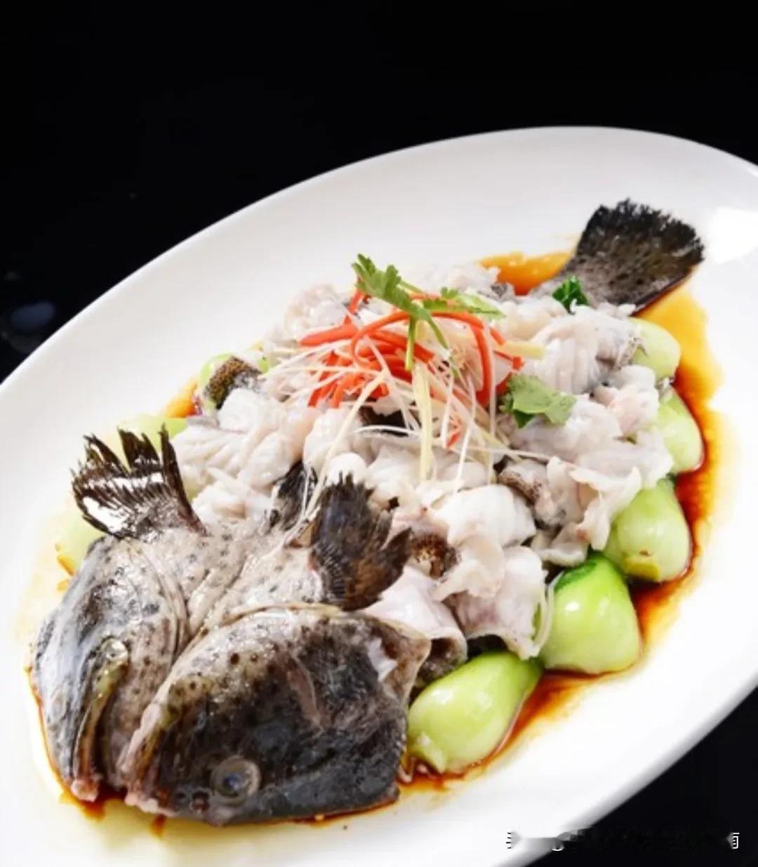 海南人过年从不吃重口味，一条清蒸青石斑，就是年夜饭的天花板在外地待久了才发