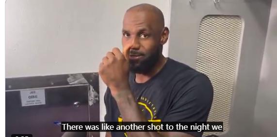 詹姆斯谈听到小里弗斯将缺阵三周以上的消息后，詹姆斯说：“东契奇受伤的消息就像当头