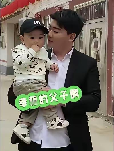 陈亚男该后悔了，这要是她和朱小伟生的儿子该多好啊！同样是姓陈，人家陈萌抓住了机会