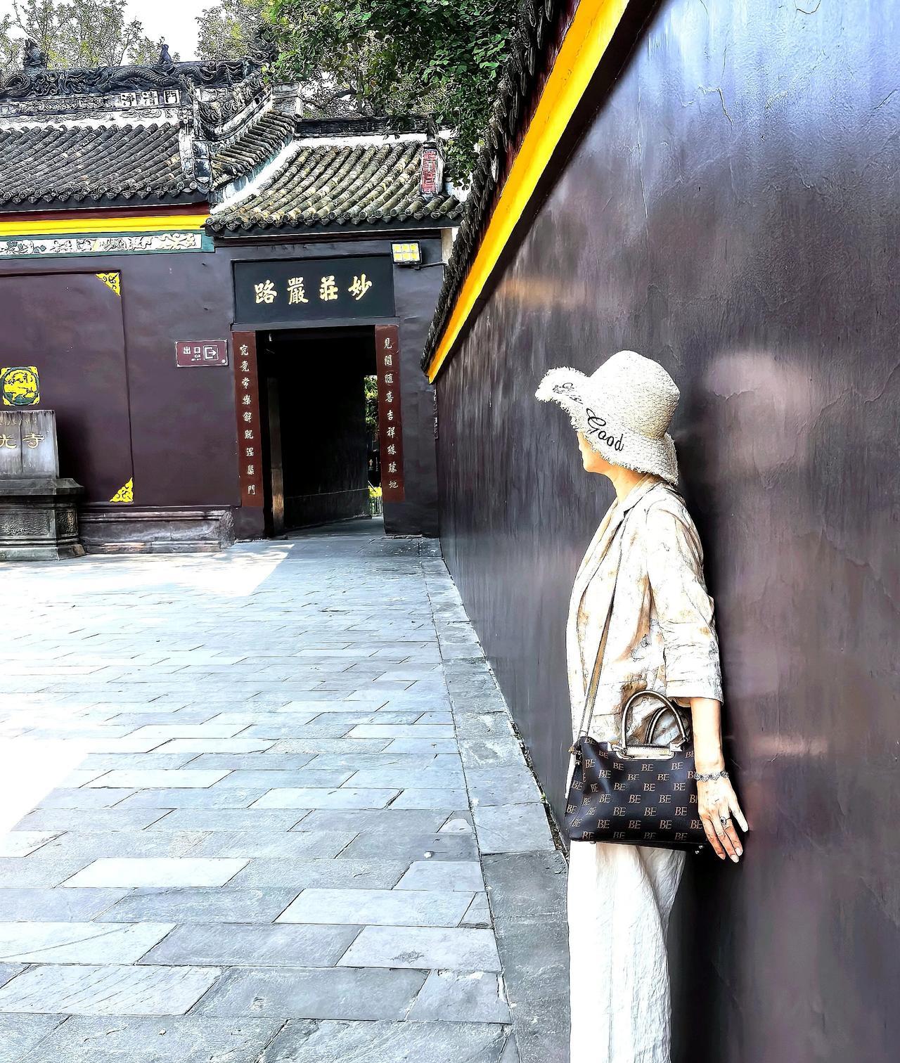 2500多年前的预言，如今应验了。2500多年前，魔王对佛祖说:“等到末法时代