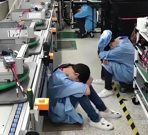 以前外国总拿“劳工权益”、“强迫劳动”当由头，对咱们国内企业下绊子。碰上这种外来