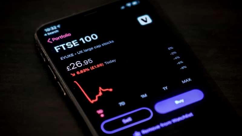英国企业薪酬两极分化加剧CEO与普通员工收入相差约130倍【欧洲时报7月2