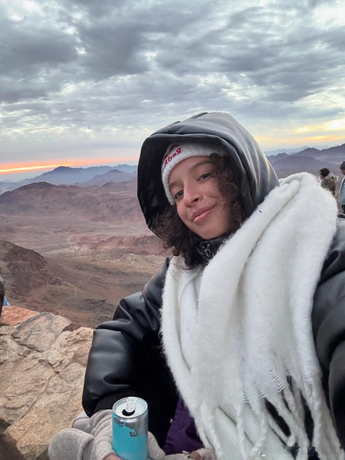 汉娜·高达：这个很难超越。📍达哈布