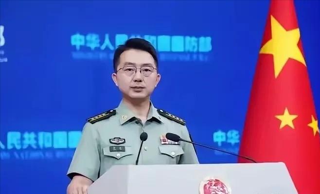 开火了？6月10日，台军首次在西部海岸，朝中国大陆方向射击30枚海马斯火箭弹。