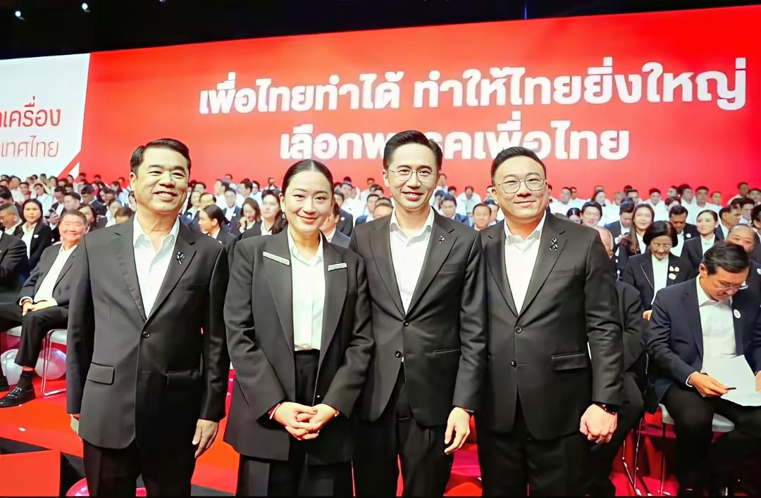 ​泰国下一届总理的竞造形势显得朴朔迷离，谁也不能确定成为最后的胜者。半路杀出个程