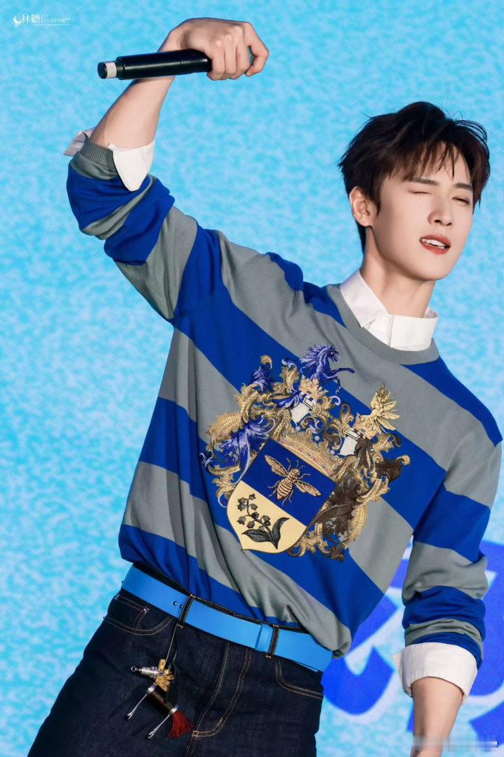 李昀锐跑男发布会直播截图生图李昀锐跑男发布会状态救命！李昀锐跑男发布会生图路透