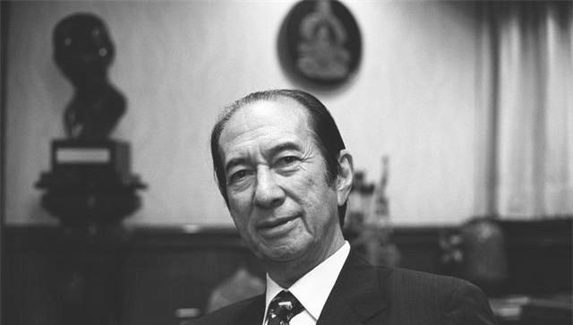 1961年，“赌王”何鸿燊遭遇死亡威胁，他毫无惧色，直接拿出100万设立复仇基金