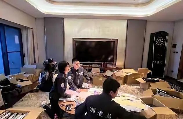 香港台湾终于出手了！11月4日，香港警方宣布：冻结了一笔市值约27.5亿港元