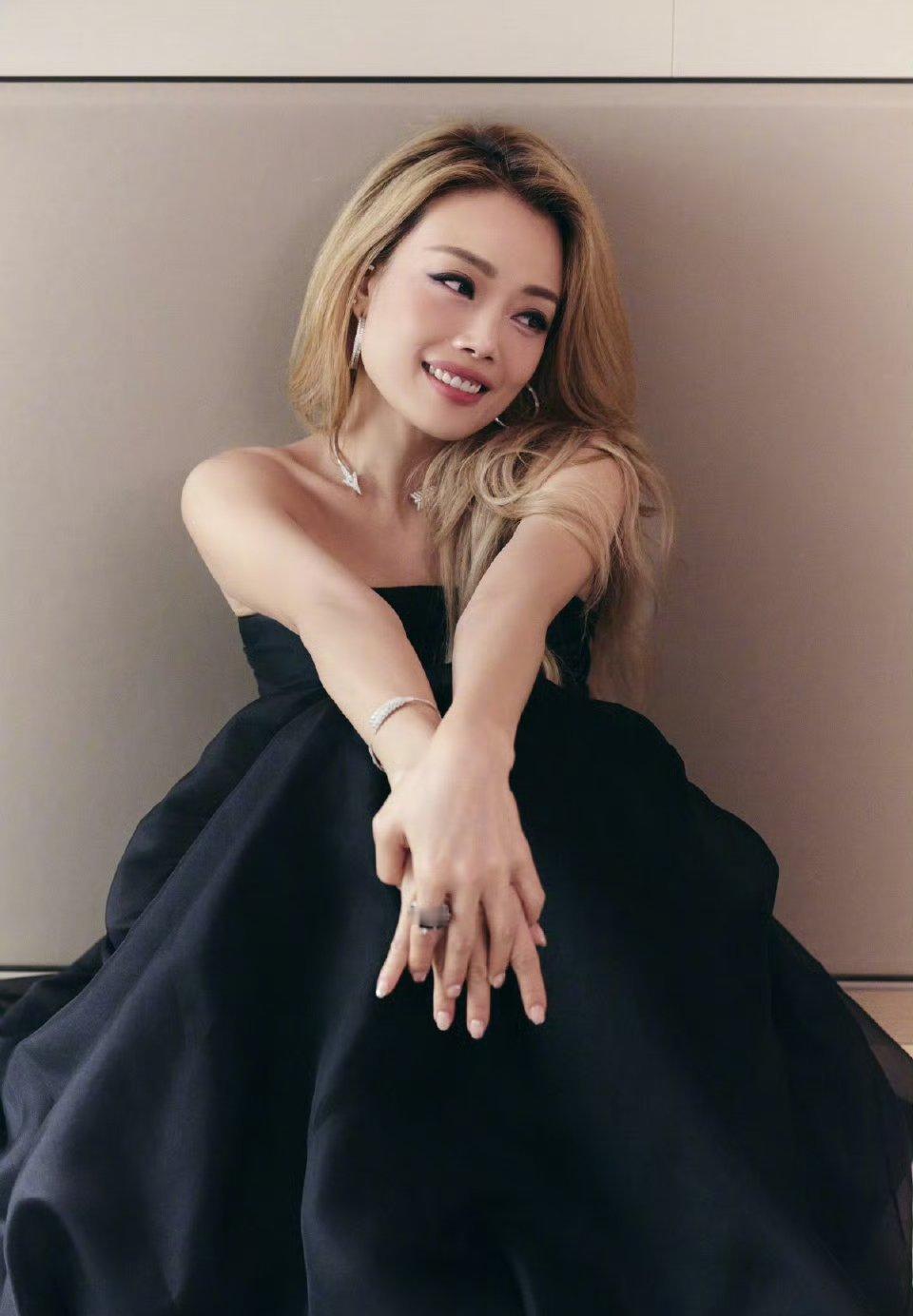 容祖儿～～容祖儿明星妆容大赏​​​