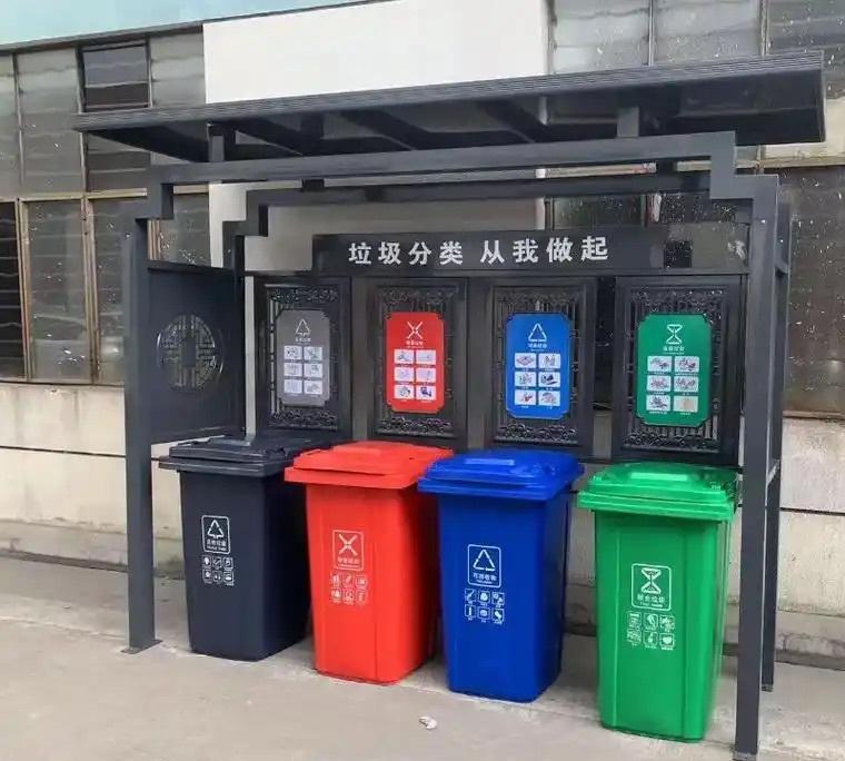 曾几何时，源自上海、风靡全国的垃圾分类热潮，为何如今似乎归于沉寂？实则，这是一道