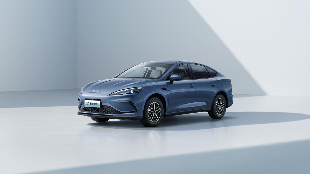 有意思，比亚迪把插混车纯电续航加推到210km，自主品牌还没说话，某合资先着急了