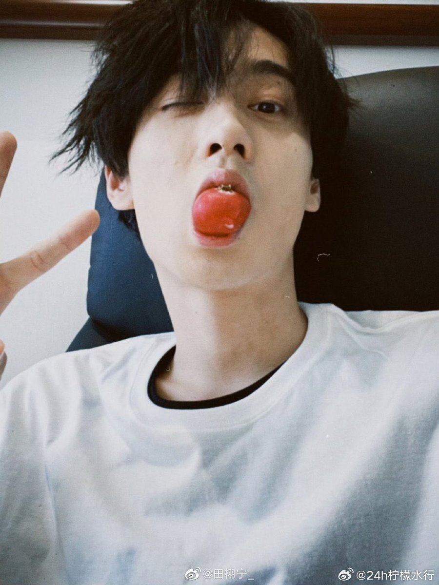 田栩宁丨田雷早安田栩宁✨新的一天也要元气满满，平安顺遂，闪闪发光，今天也继续