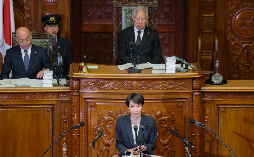 高市早苗内阁全体阁僚集体撂挑子了！今天（9月17号）上午，日本政府临时开了个内阁会议，高市早苗内阁的