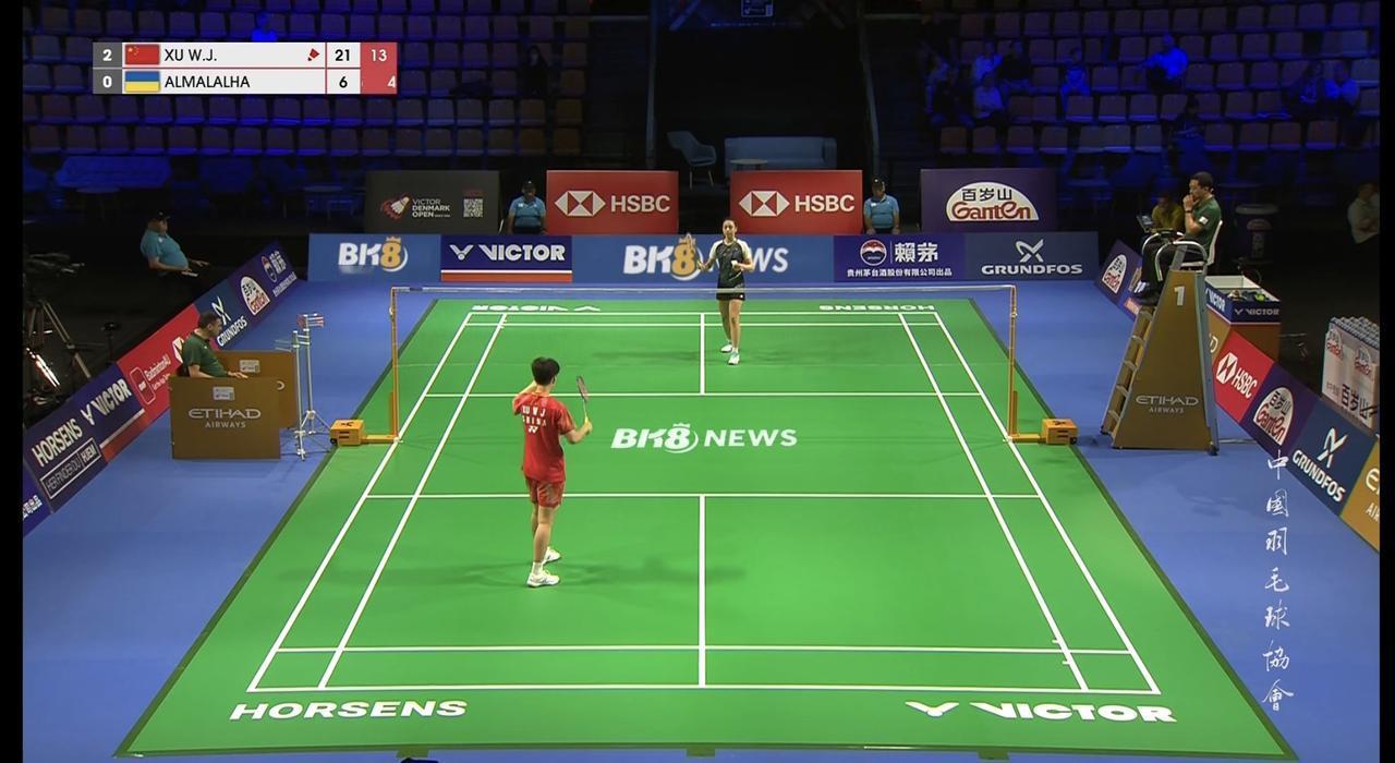 小将徐文婧尤伯杯首秀，两局均打出6分惨案国羽女单小将徐文婧尤伯杯首秀完美，直