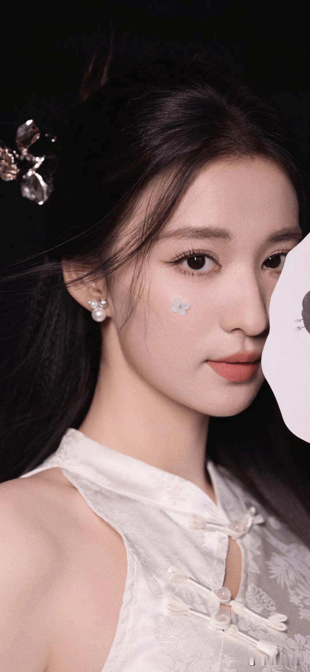 王楚然摄影气质穿搭领略气质女神的穿搭风采探寻A股市场短期机会的秘诀共享绝