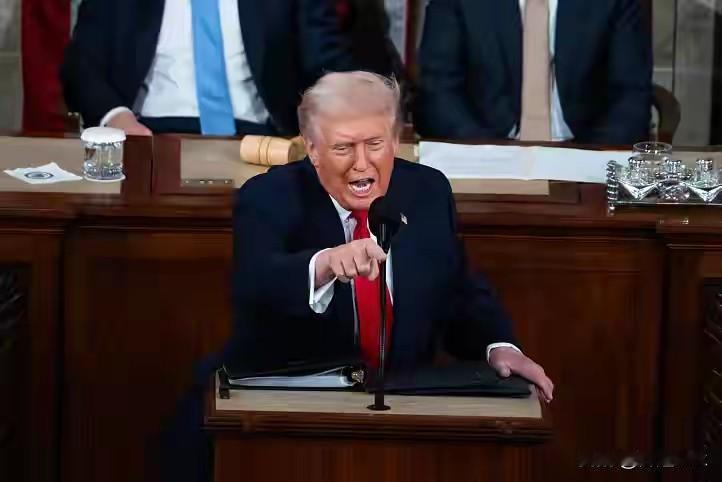 这次美方真的怕咯！英伟达黄仁勋就算再怎么努力，都无济于事了，可以带着阉割版的H