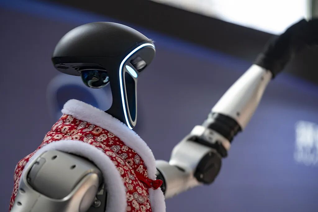 1亿元争夺战：机器人扎堆春晚背后的退出与破防