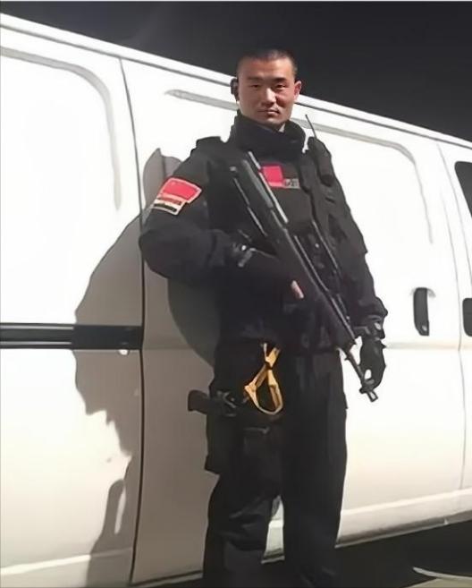 2012年，陕西一小伙为了上百万薪酬，签下死亡合同，冒险到伊拉克当雇佣兵，3年后