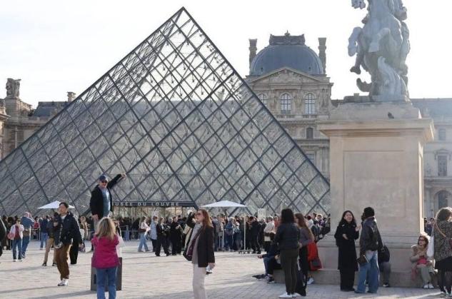 为何西方急于归还中国文物，背后的原因是什么？当地时间4月13日，法国国民议会