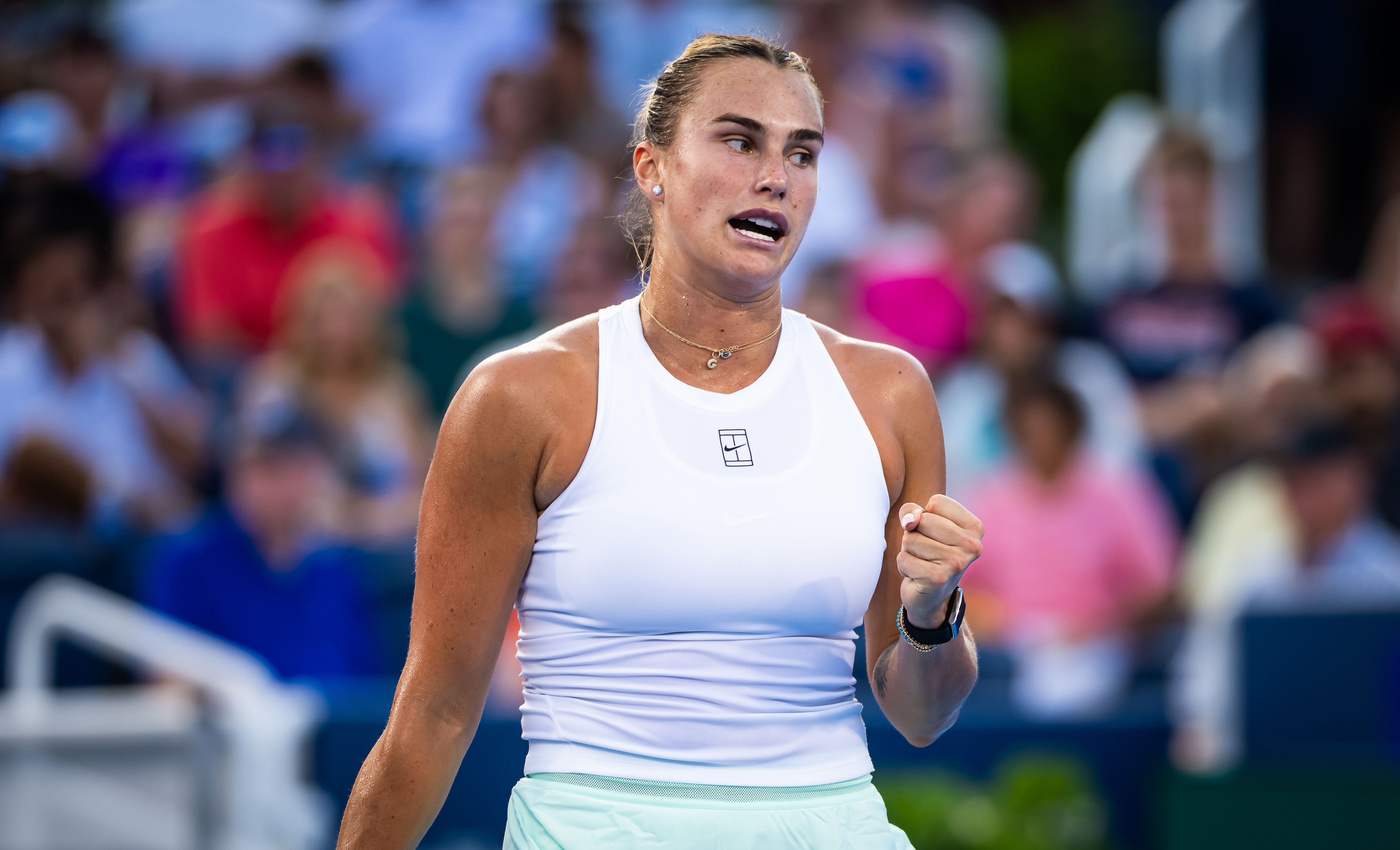 赛季第50胜✅WTA1000辛辛那提站第四轮，卫冕冠军、头号种子萨巴伦卡以6-1
