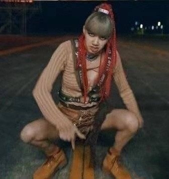 不推，但很喜欢的lisa莎属头像📸｜金智秀