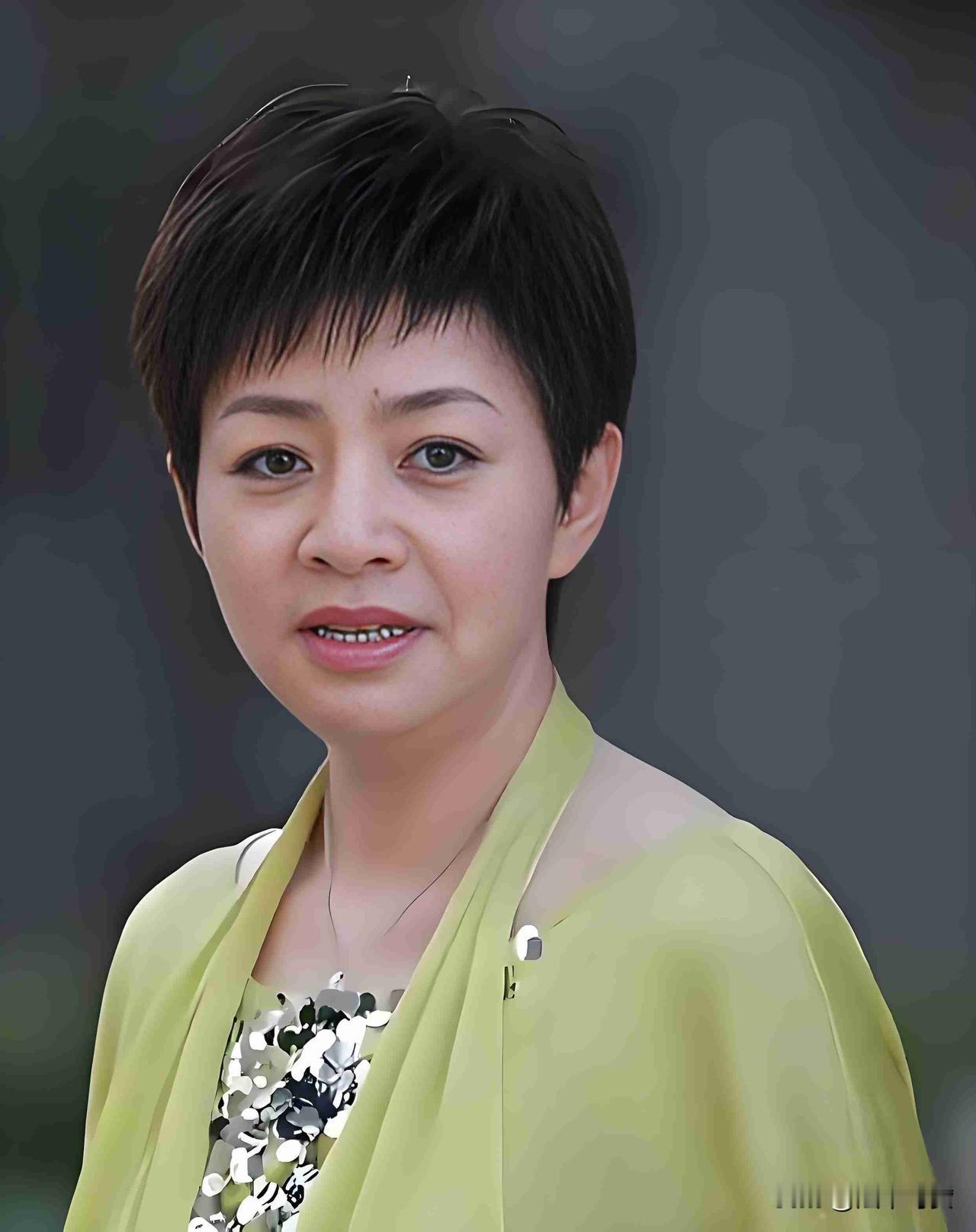 一次，宋丹丹和老公赵玉吉吵架，她本想离家出走来试探老公，谁知刚一出门，老公不但没