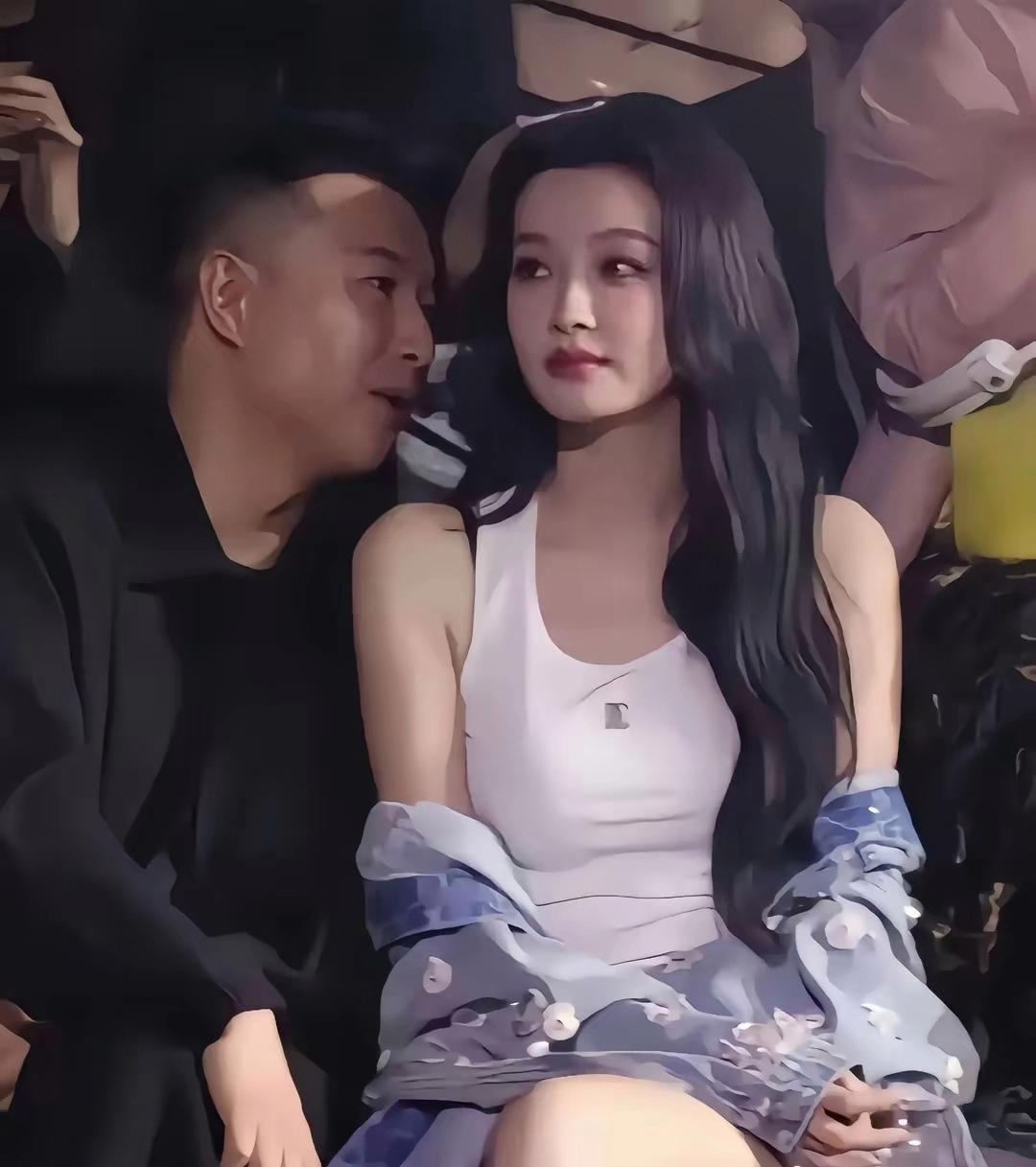 王京花把资源给了别人，董子健连产房都没进，这场婚姻从一开始就是孙怡一个人在扛。孙怡母亲最近把女儿的离
