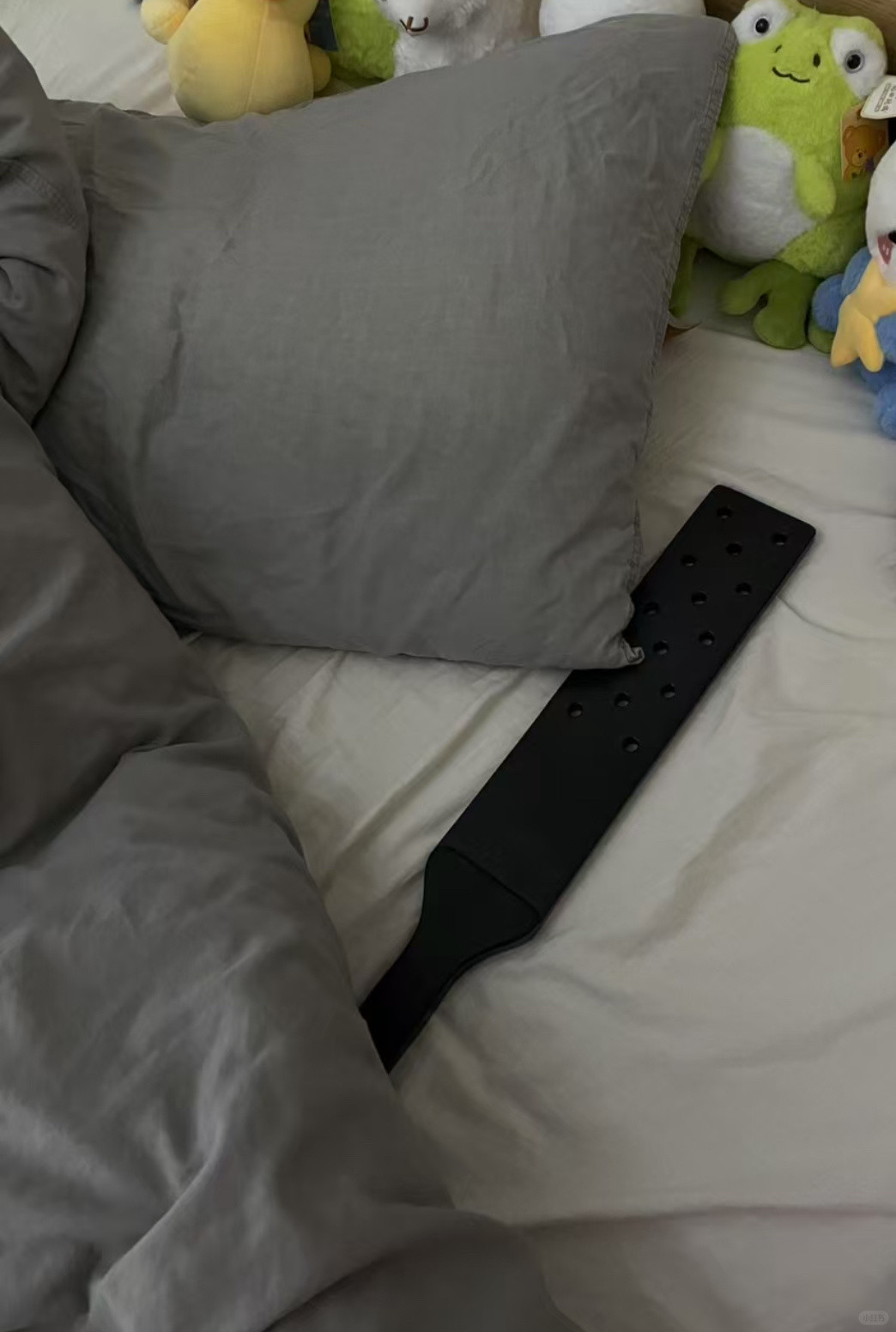 发现老公枕头底下有这个怎么办？