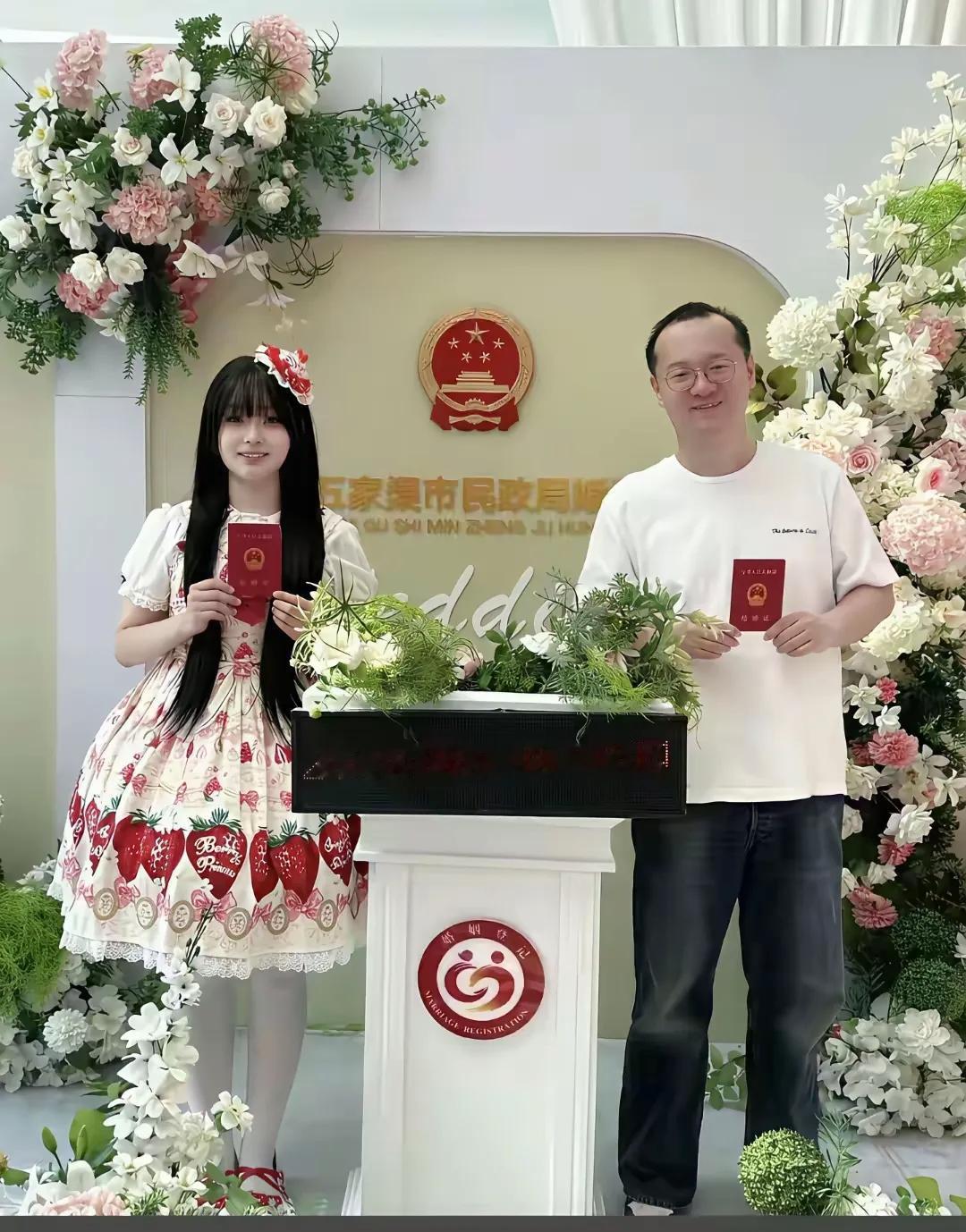 只要没挂墙上，男人都喜欢00后