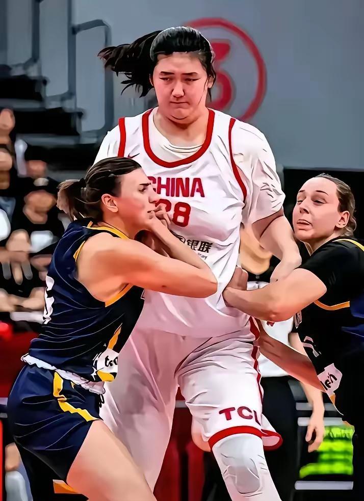 张子宇呀，人家都针对你了，在双重夹击之下，你还怎么打球呢？看把我们的小宇气得。