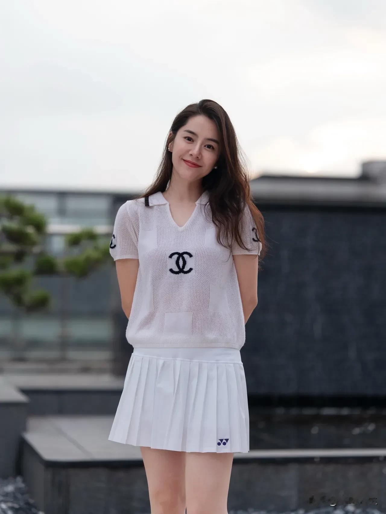 🥮千古中秋悲明月，🌕一轮孤影照窗空……