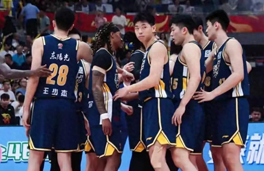 明晚广东男篮对阵广州，传来4个好消息和1个坏消息，力争拿开门红！这...