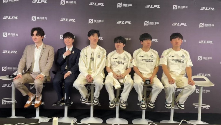 iG赛后群访 Wei: 我自己还有很多要提升的地方 今天给自己打7分吧