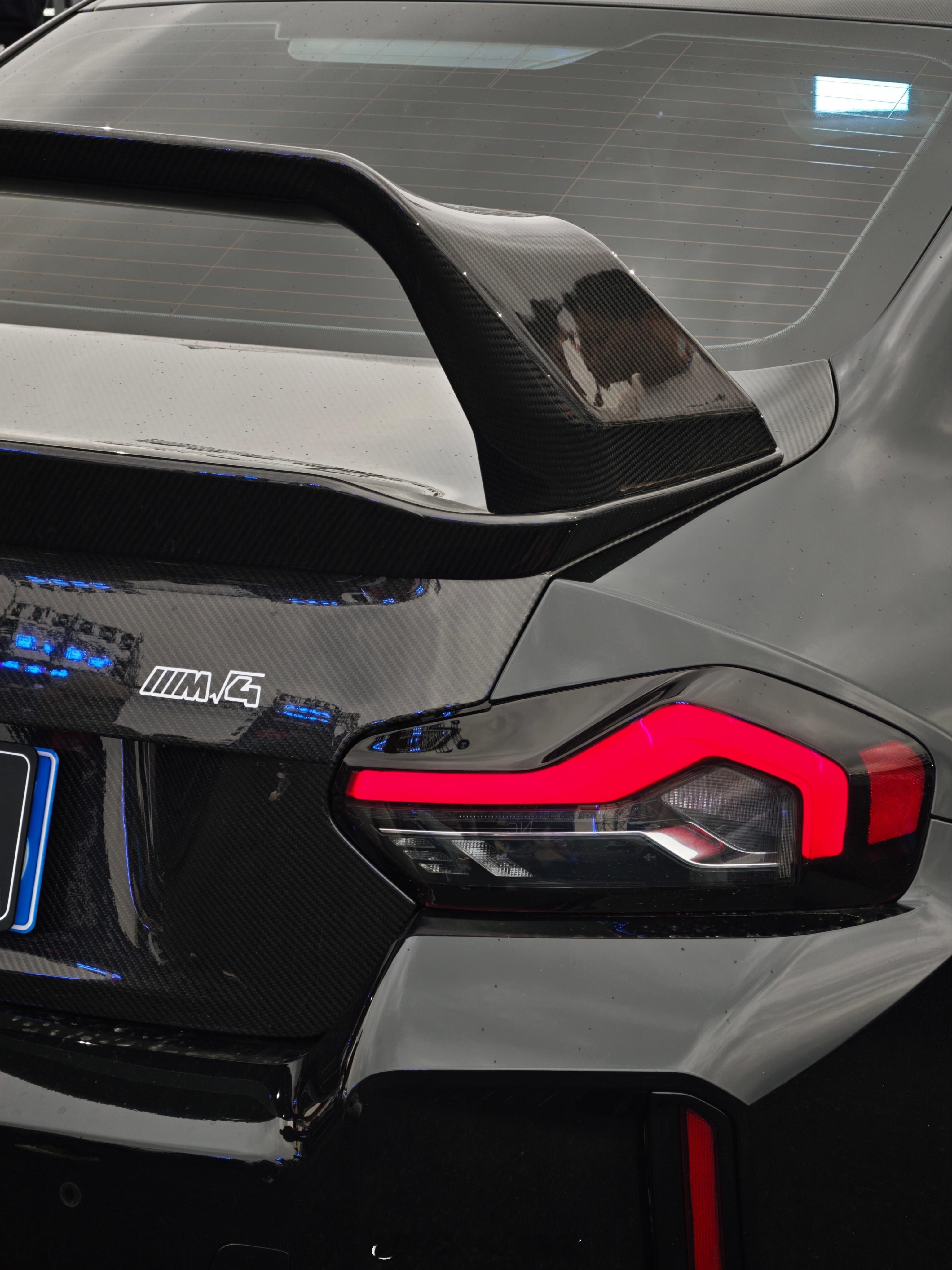 这哥们的尾标有意思​​​