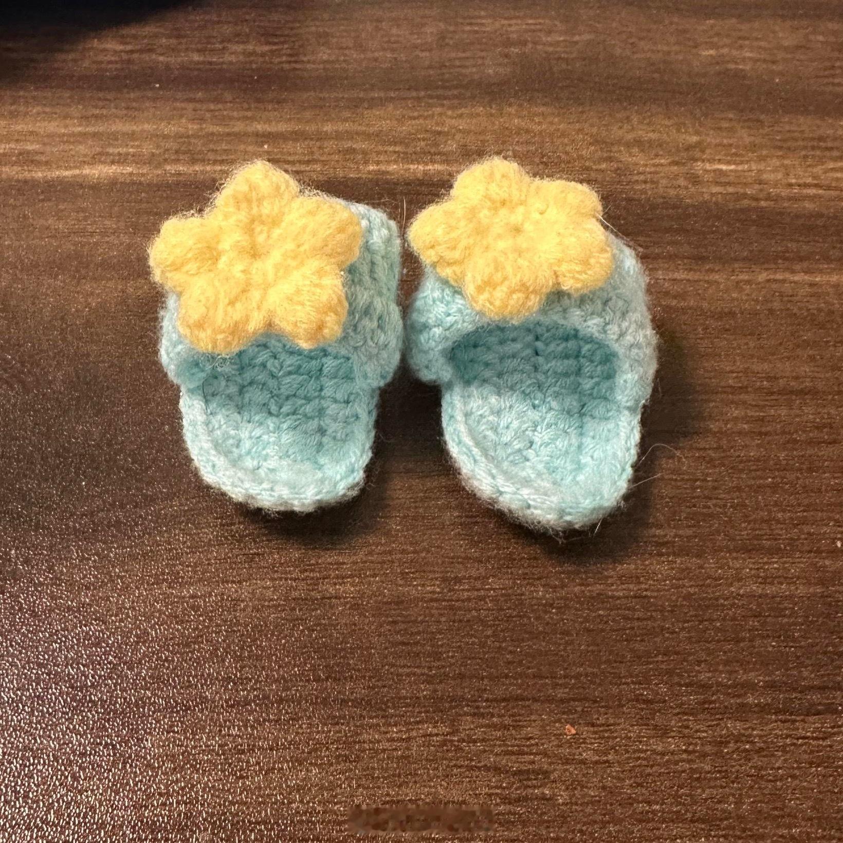 猫咪穿上鞋子后也太可爱了​​​