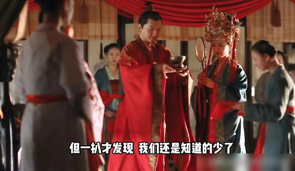 演完《知否》8年，我扒了扒三姐妹的现状，倒吸一口凉气。赵丽颖手握飞天金鹰双