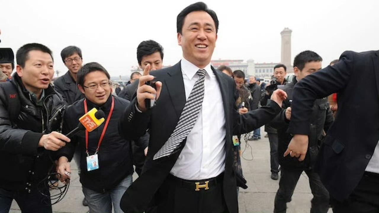 许家印曾找特朗普谈合作2026年8月20日，深圳中院宣判许家印无期徒刑的当天，一