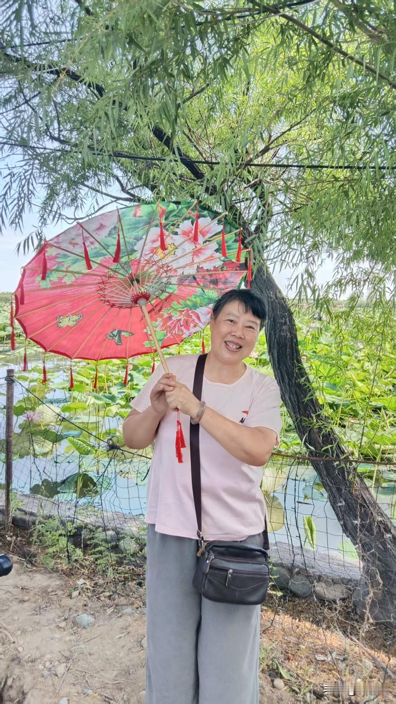 我发现了个真相，那就是女人找老公，不管是胖的，矮的，瘦的，丑的，都无所谓，也都能