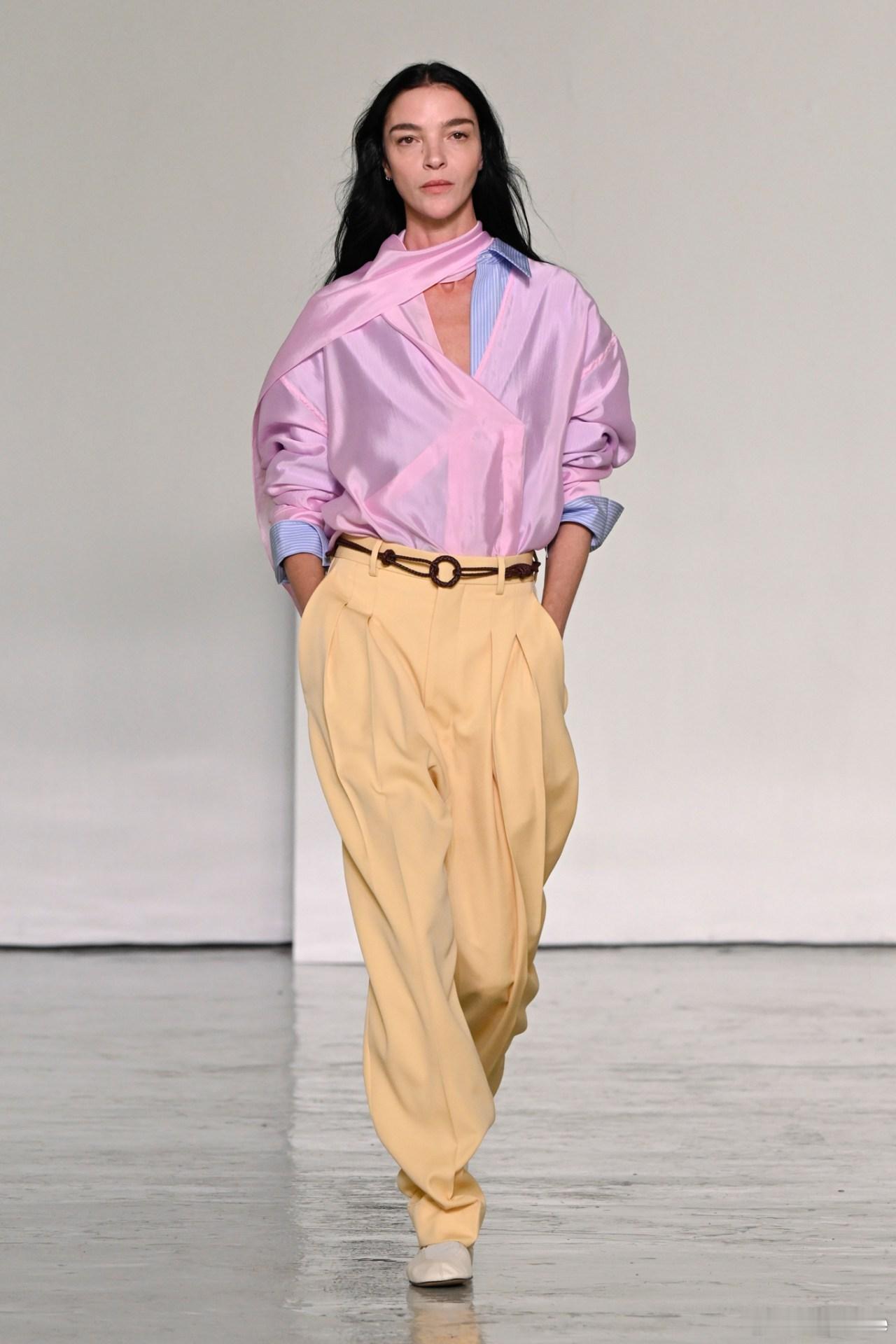 runwaymfw2027春夏时装周BottegaVenetaSpring